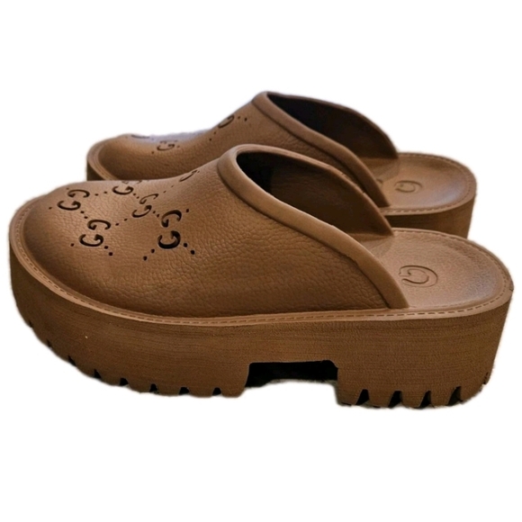 Tan Perforated GG Slip-On Clogs Made In Italy, 40 - Picture 5 of 9